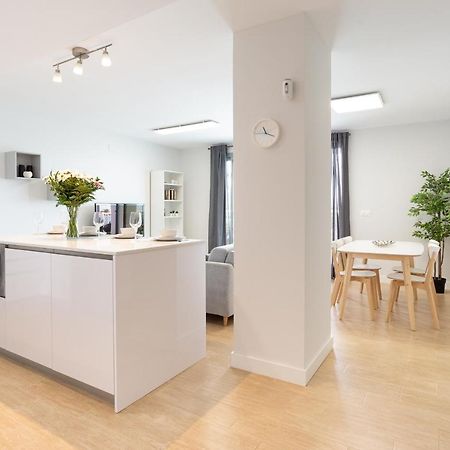 Seafront Duna Beach Luxury Apartment Торокс Екстериор снимка
