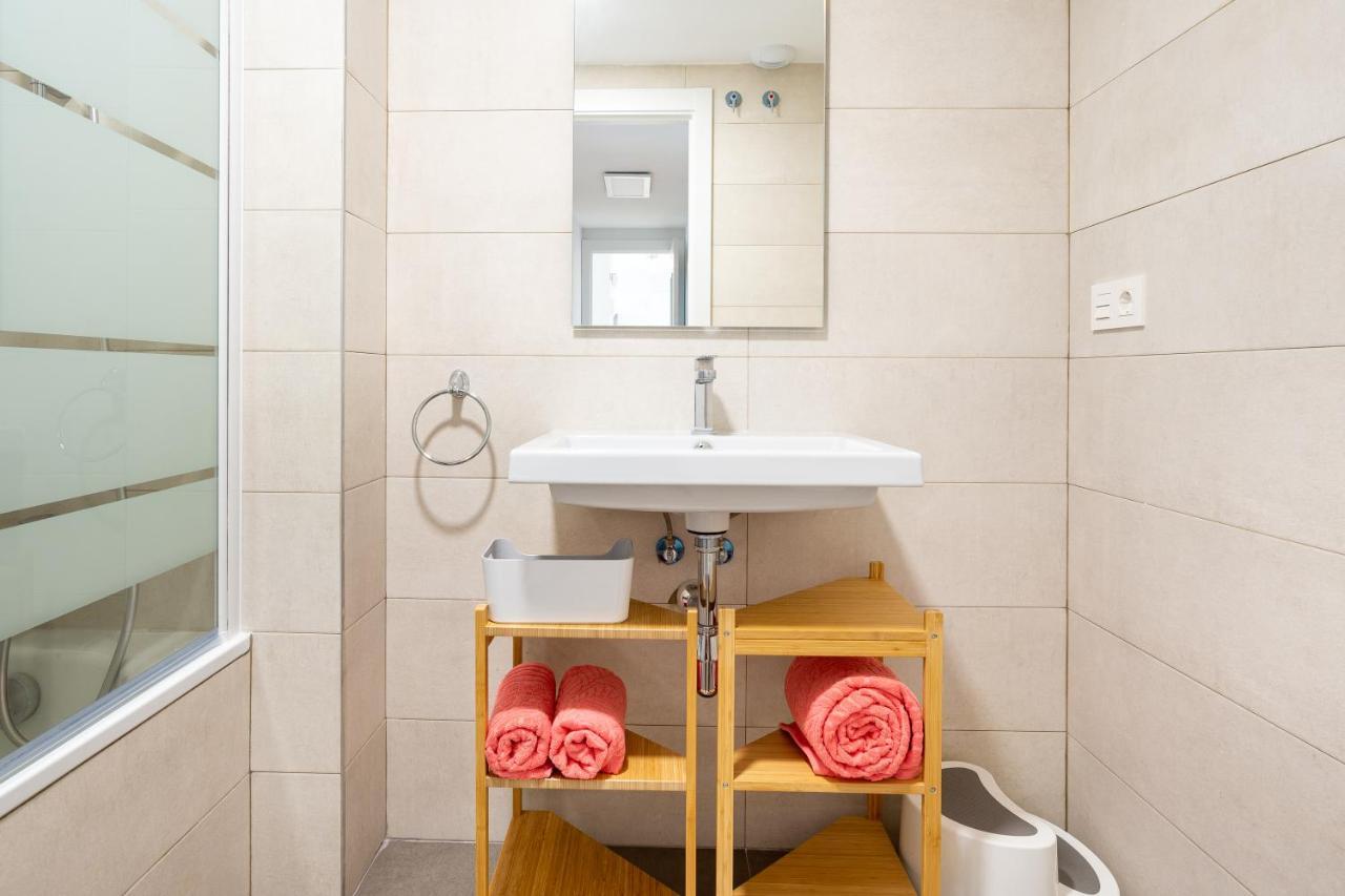 Seafront Duna Beach Luxury Apartment Торокс Екстериор снимка